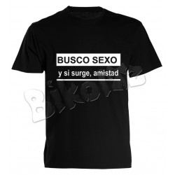 Camiseta "Busco sexo..."